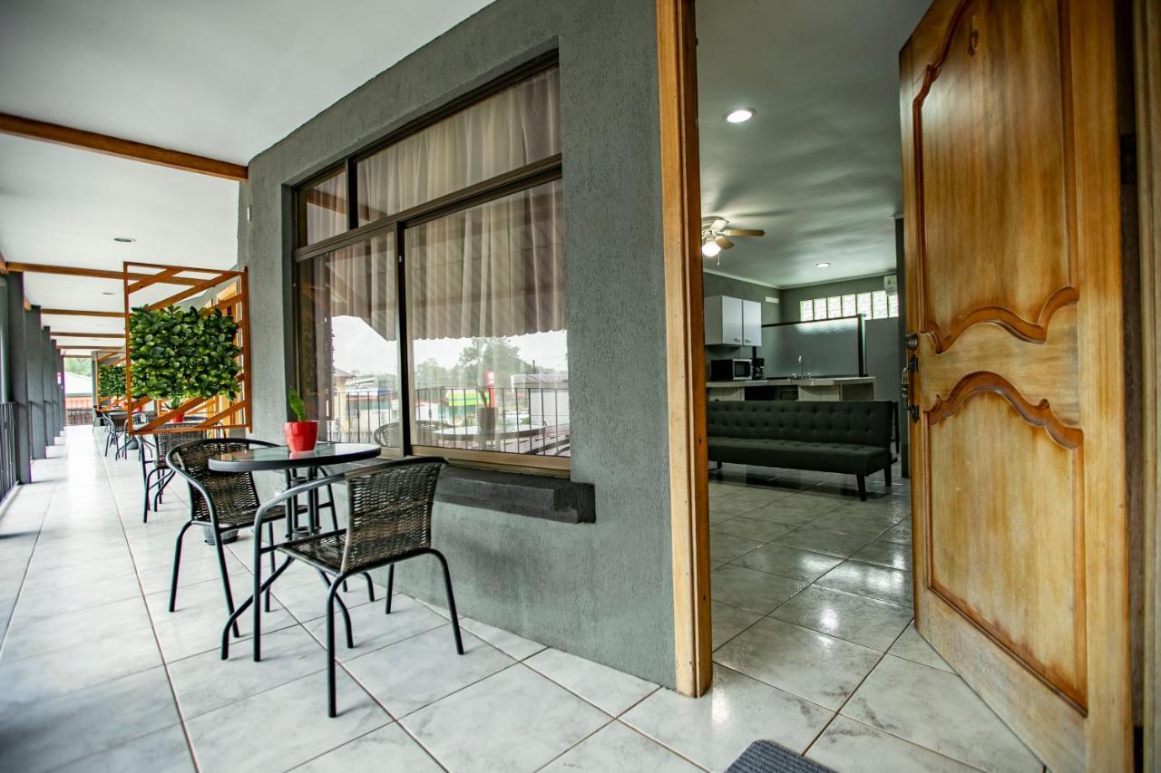 Coati Arenal Lodge La Fortuna Εξωτερικό φωτογραφία