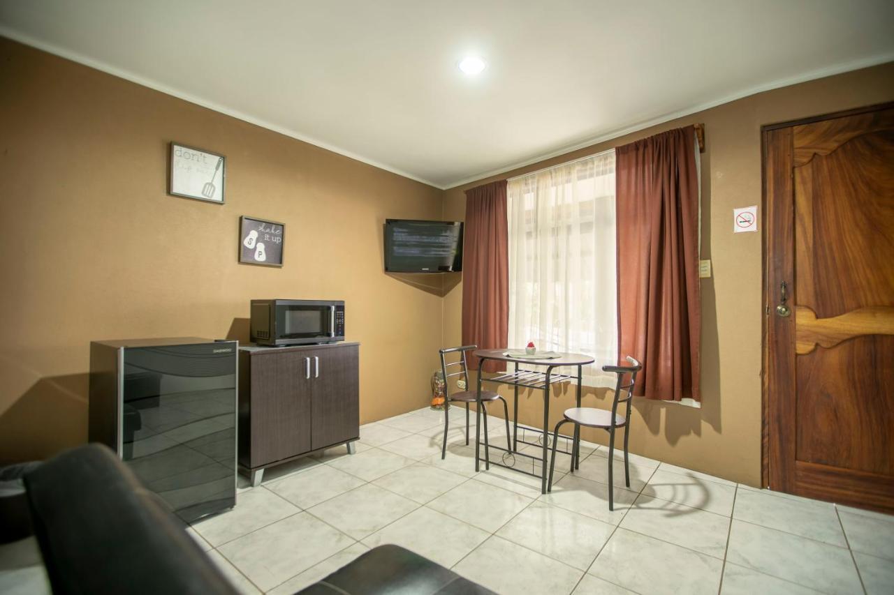 Coati Arenal Lodge La Fortuna Εξωτερικό φωτογραφία