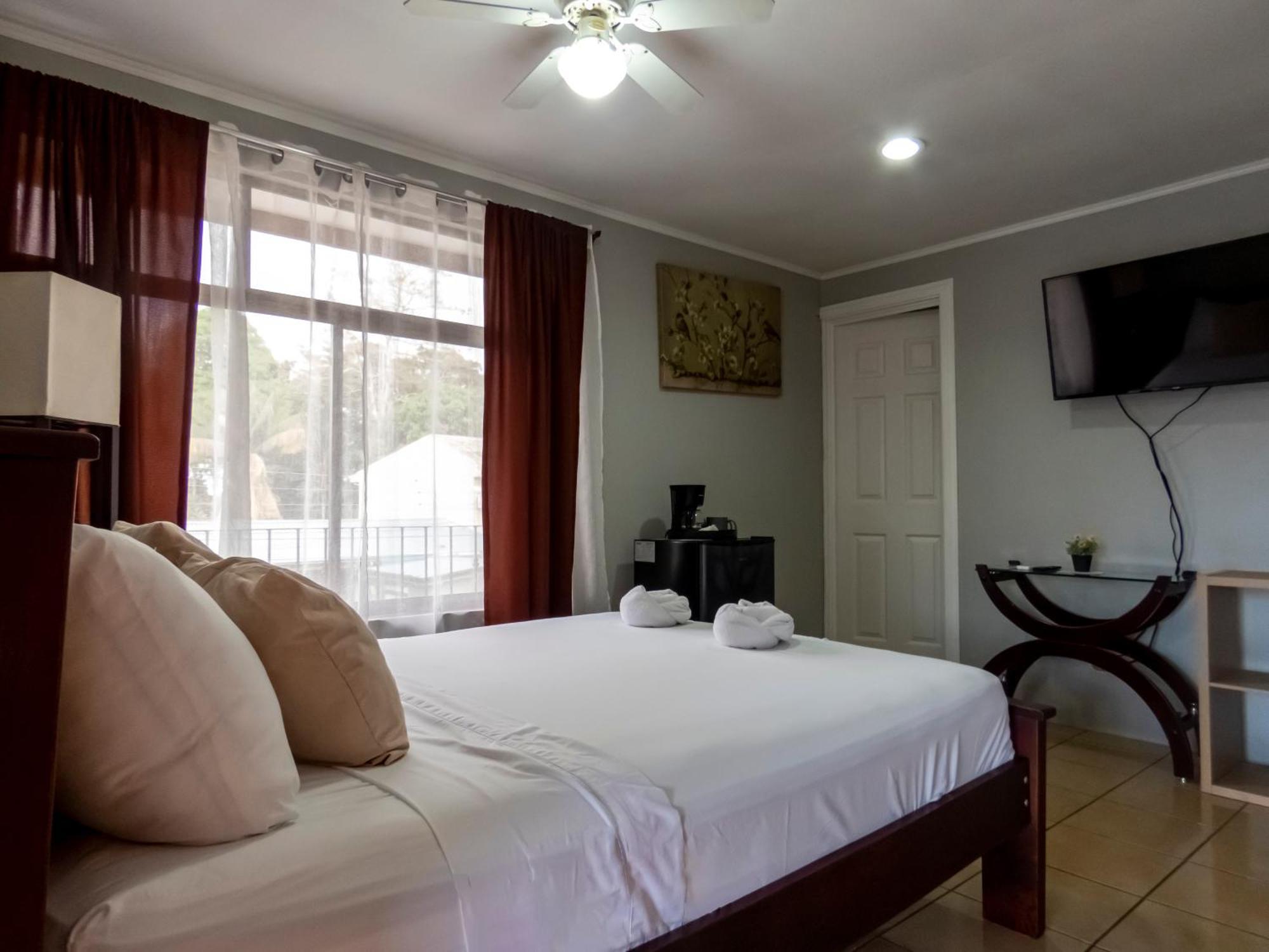 Coati Arenal Lodge La Fortuna Εξωτερικό φωτογραφία
