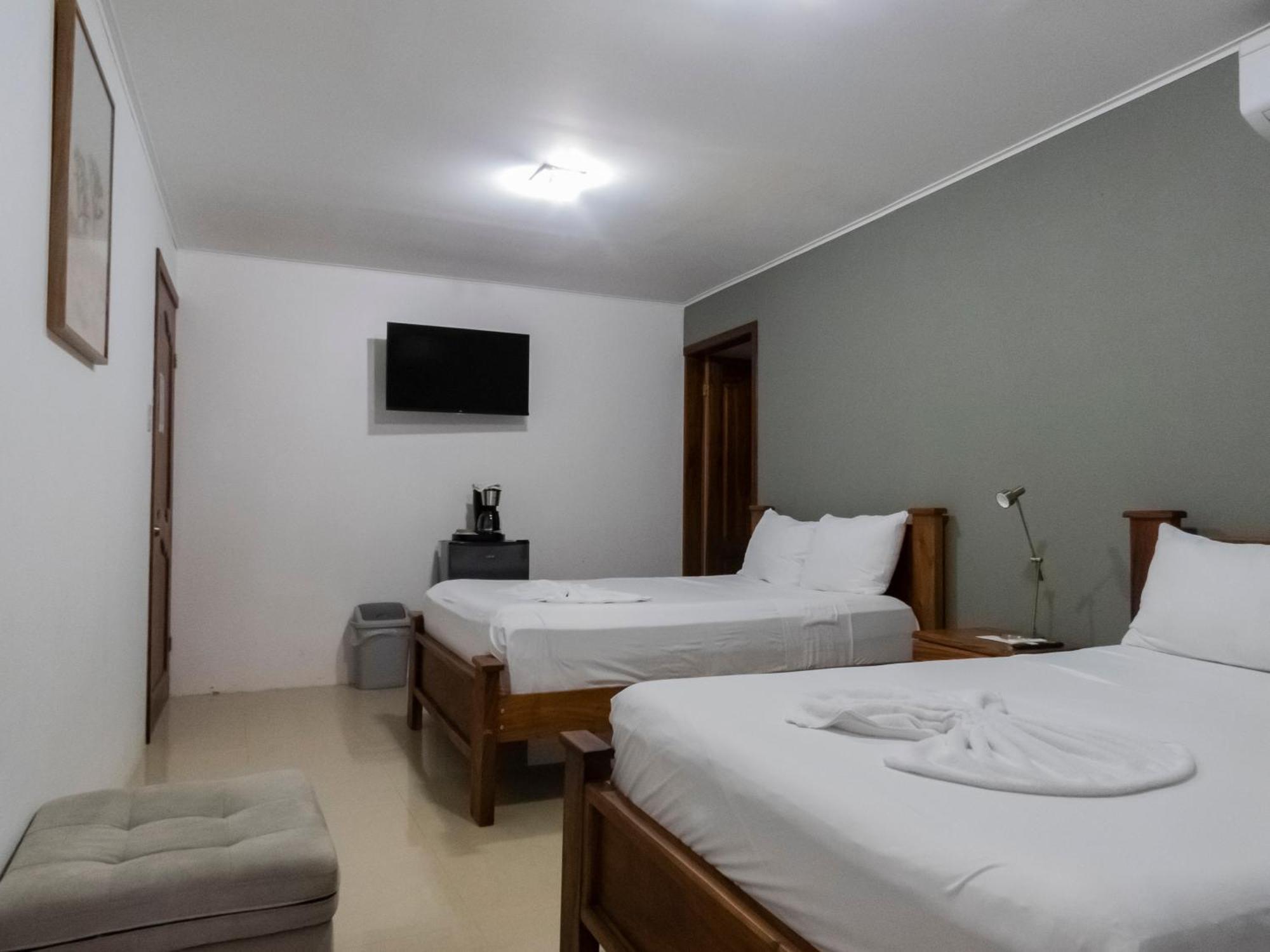 Coati Arenal Lodge La Fortuna Εξωτερικό φωτογραφία